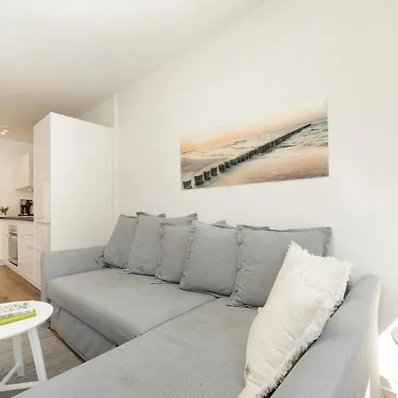 Waldstrasse 8 Blue Ocean Апартаменты *